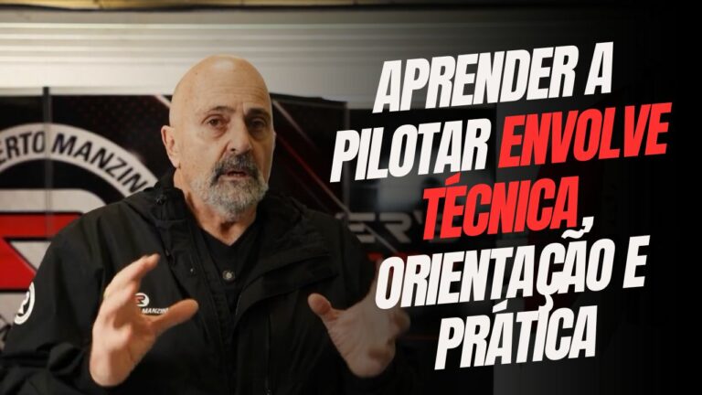 Manzini durante explicação sobre pilotagem