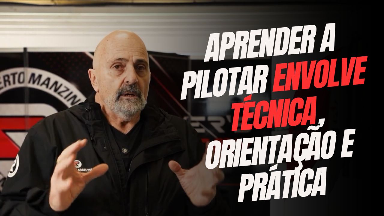 Manzini durante explicação sobre pilotagem